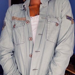 BEAUTIFUL TNA BUTTON UP!! BIG SALE!!